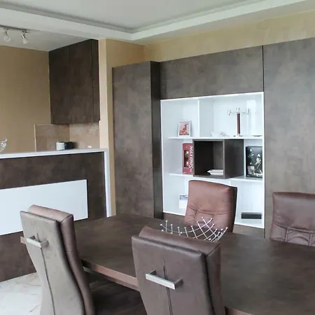 Izgrev Apartment Burgas City